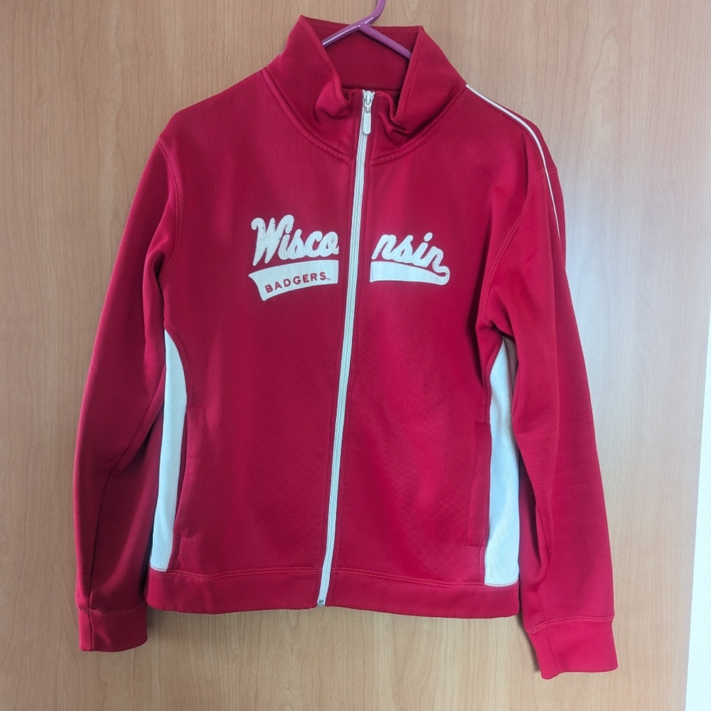 Red Retro Wisconsin Badgers Jacket by Jansport, size Large